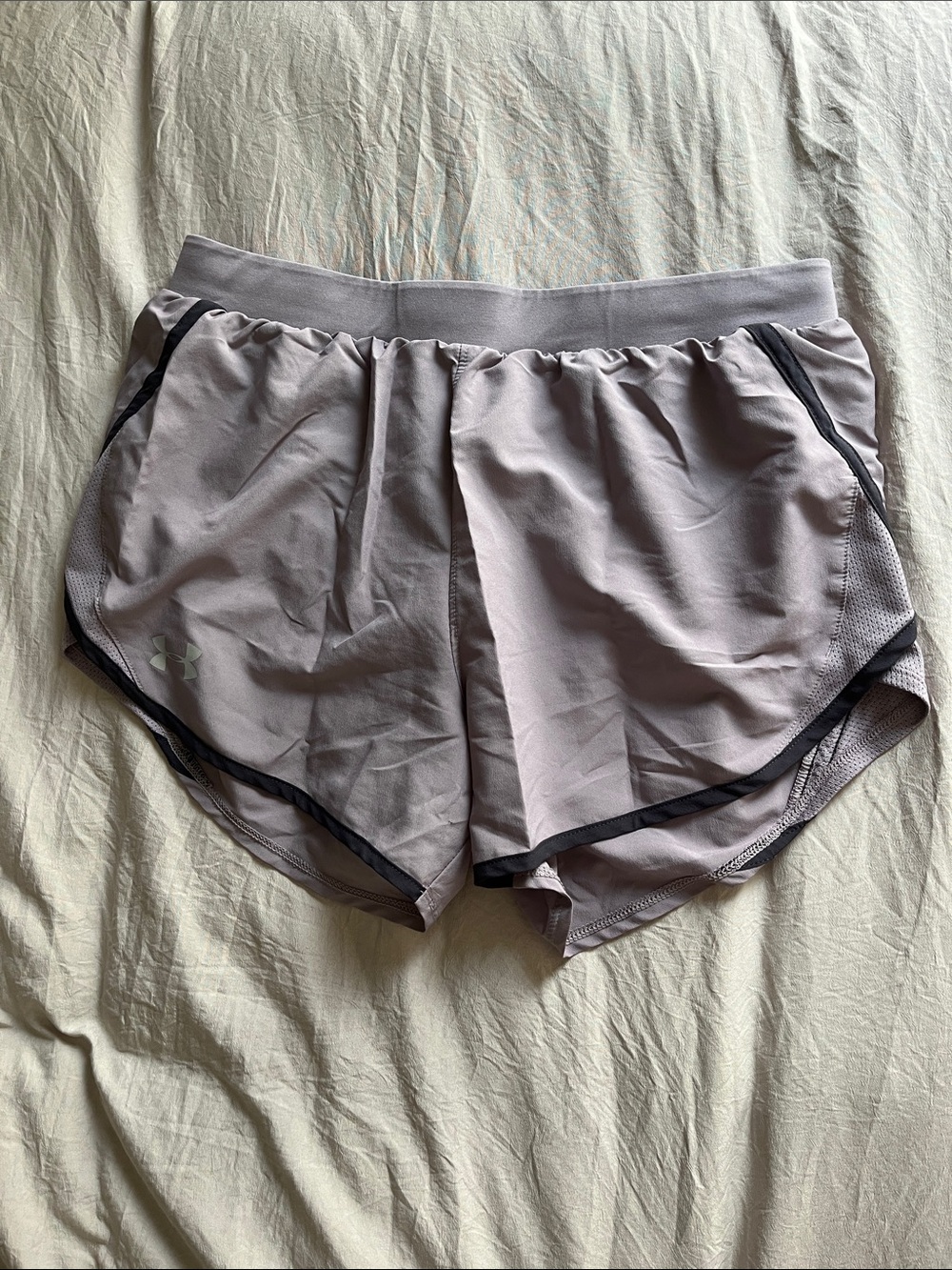 Under Armour Women's mauve Athletic Shorts with Dark Trim